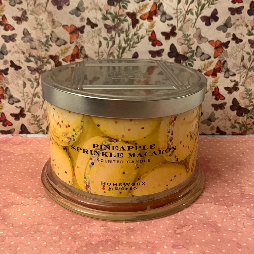 Homeworx slatkin and co pineapple sprinkle macaron
